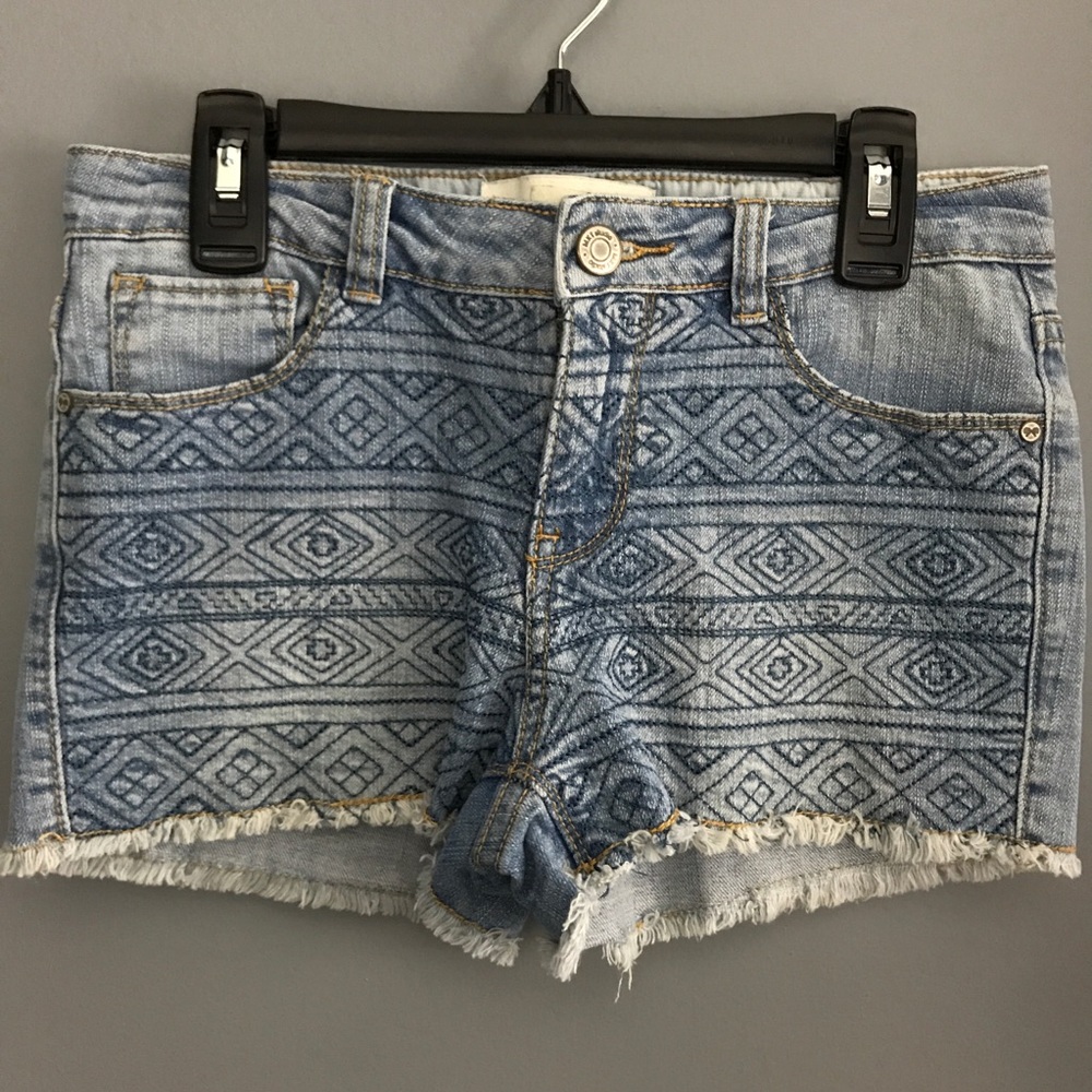 Anthro MKT tribal embroidered denim shorts